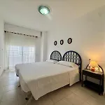 Apartamentos Apolo16